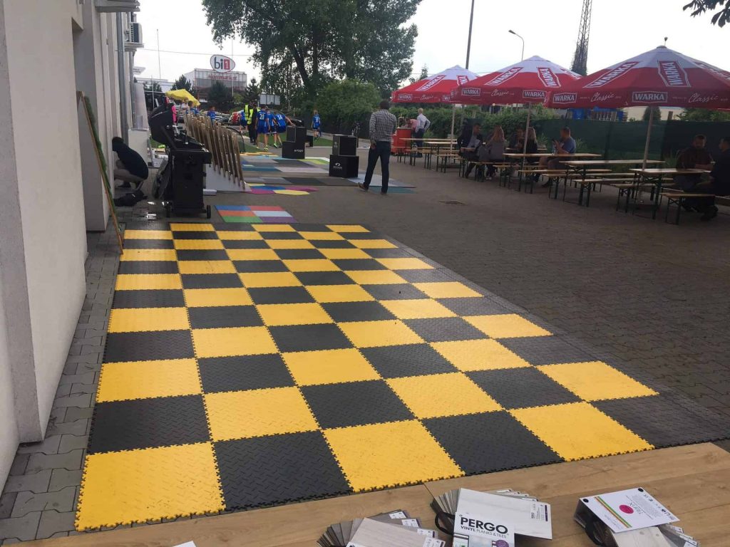 Roadshow, Poľsko