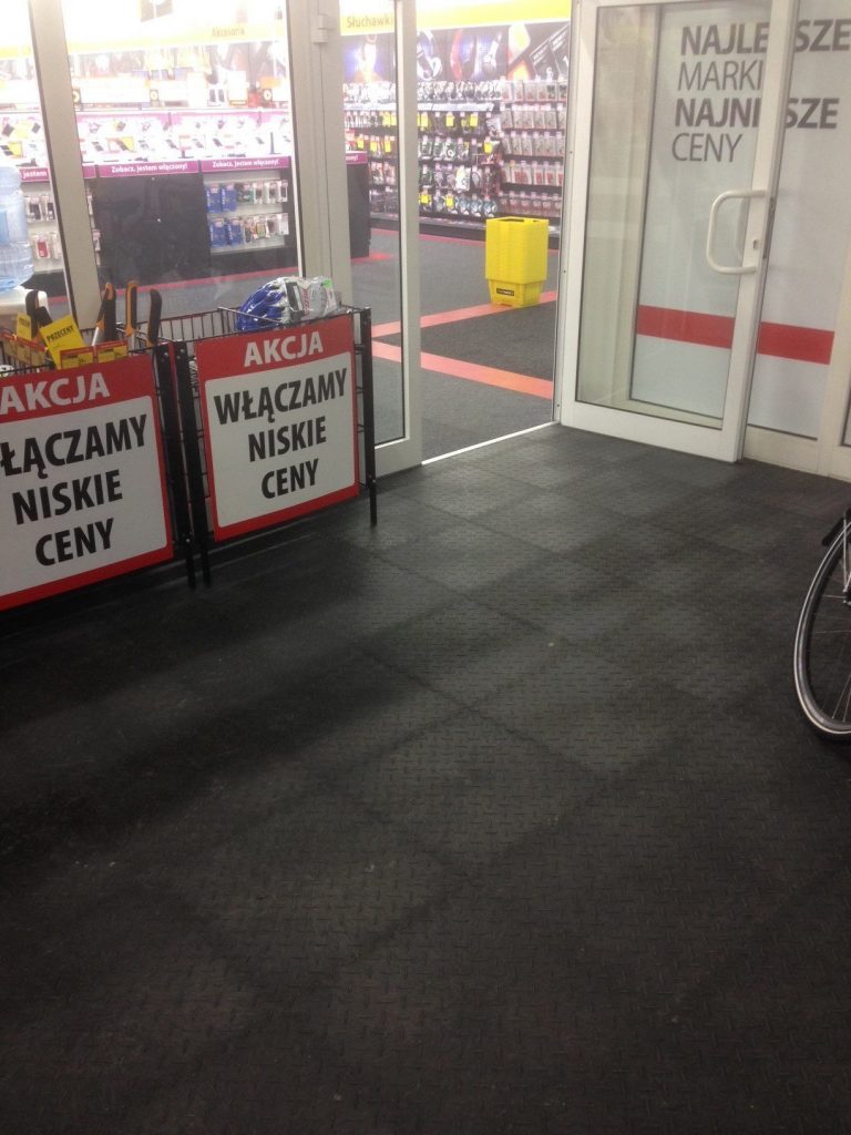 Predajňa bicyklov, Poľsko