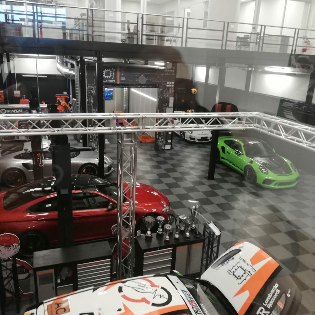 Autoservis, Taliansko